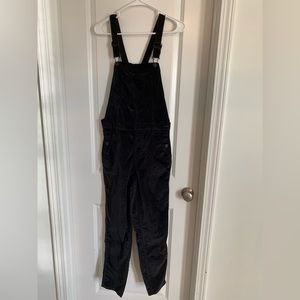 Old Navy Black Velvet overalls, EUC